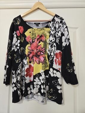 CDP&Co Woman Black Floral Graphic Blouse with Pink and Yellow Accents Pink Beads